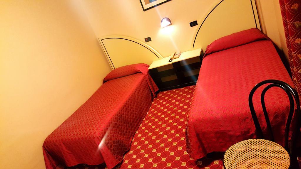 Hinterland Hotel Quartu Sant'Elena Room photo