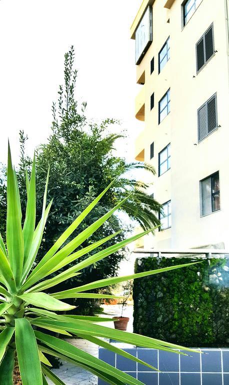 Hinterland Hotel Quartu Sant'Elena Exterior photo
